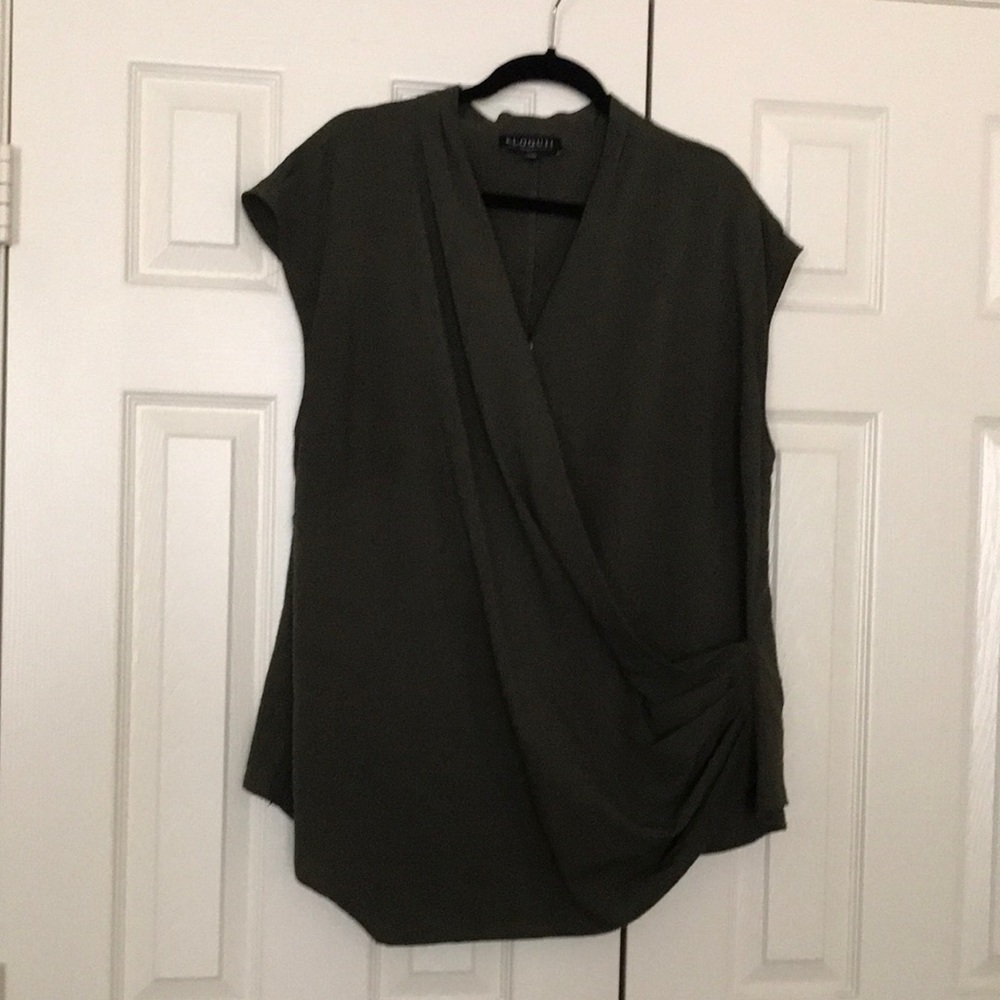 Eloquii Cap Sleeve Drape Front Top Size 22